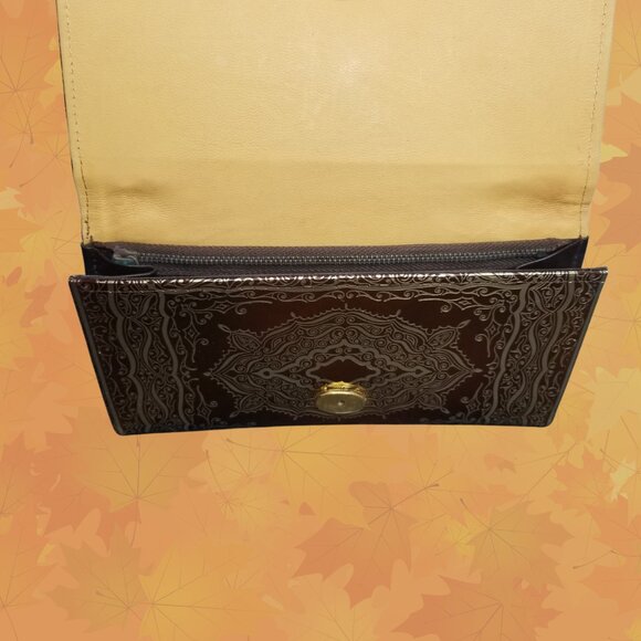 8" Vintage Italian Leather Envelope Clutch w/ Ornate Gold Gilding - Picture 4 of 5